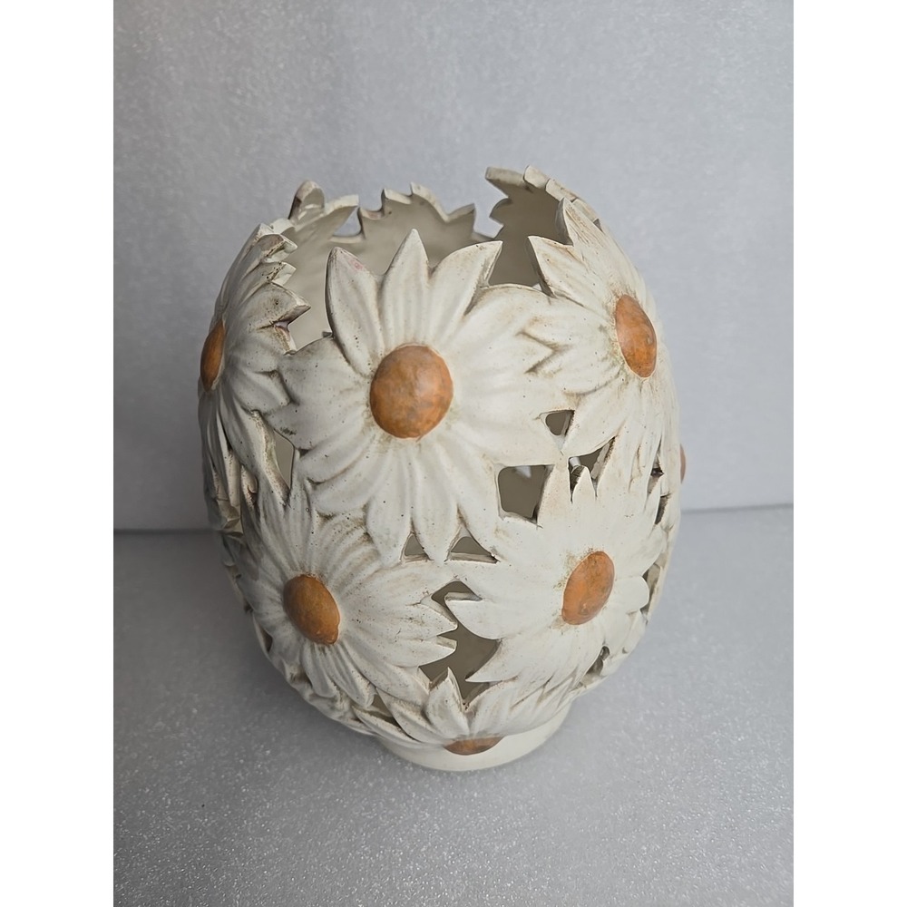 VTG Ceramic Daisy Egg Shaped Candle Holder Handmade Pottery MCM White & Yellow